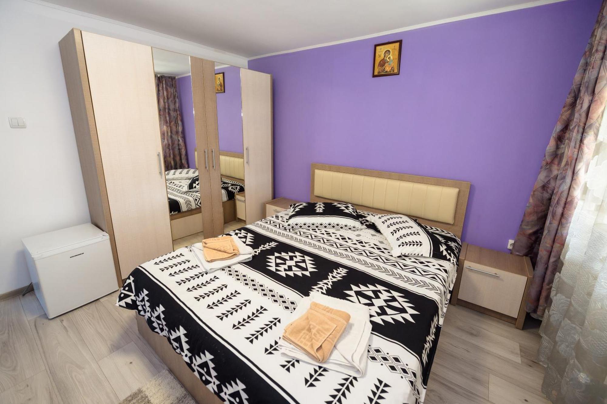 Hotel Casa Alex Călimăneşti Exterior foto
